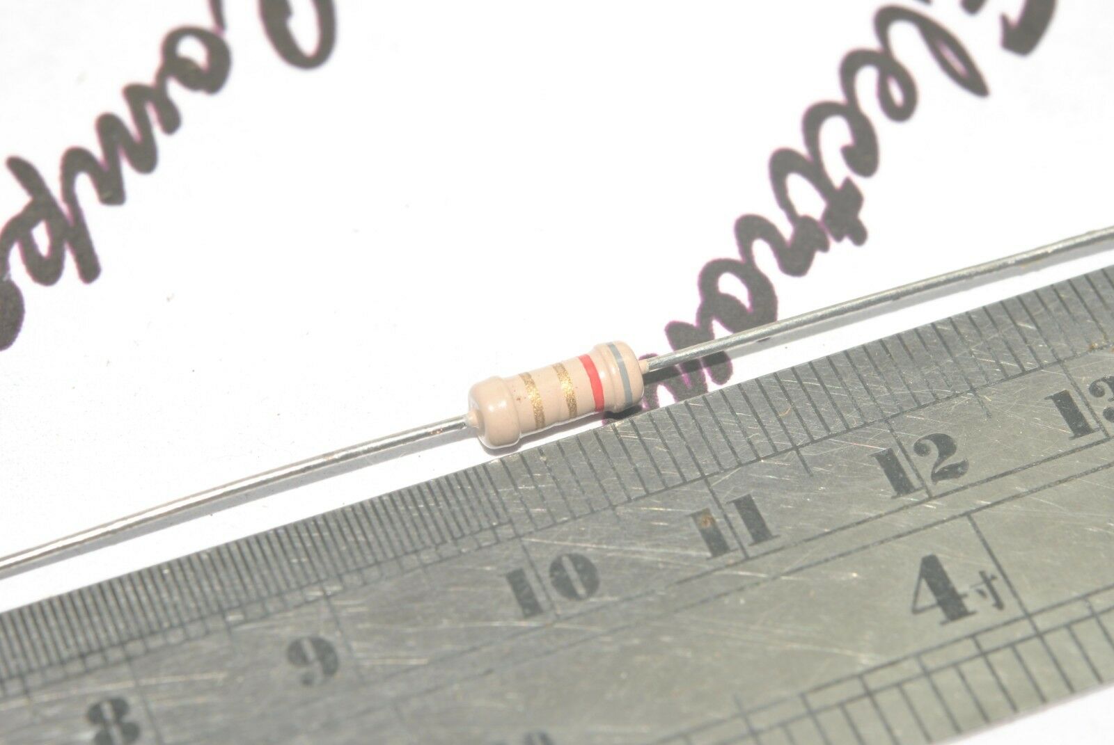 10pcs - 8.2R (8R) 1/2W 5% Resistor - NOS Non-Rohs