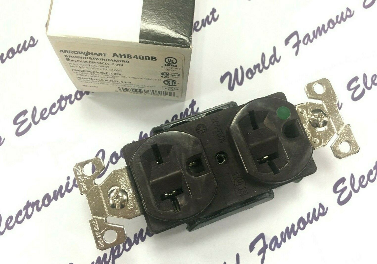 1pcs- COOPER AH8400B 20A-250V NEMA6-20 Premium Hosptial Duplex Receptacle Outlet