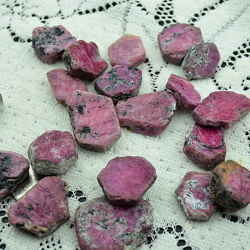 Natural Red Corundum Quartz Crystal Ruby Mineral Specimen Healing Reiki Fossils