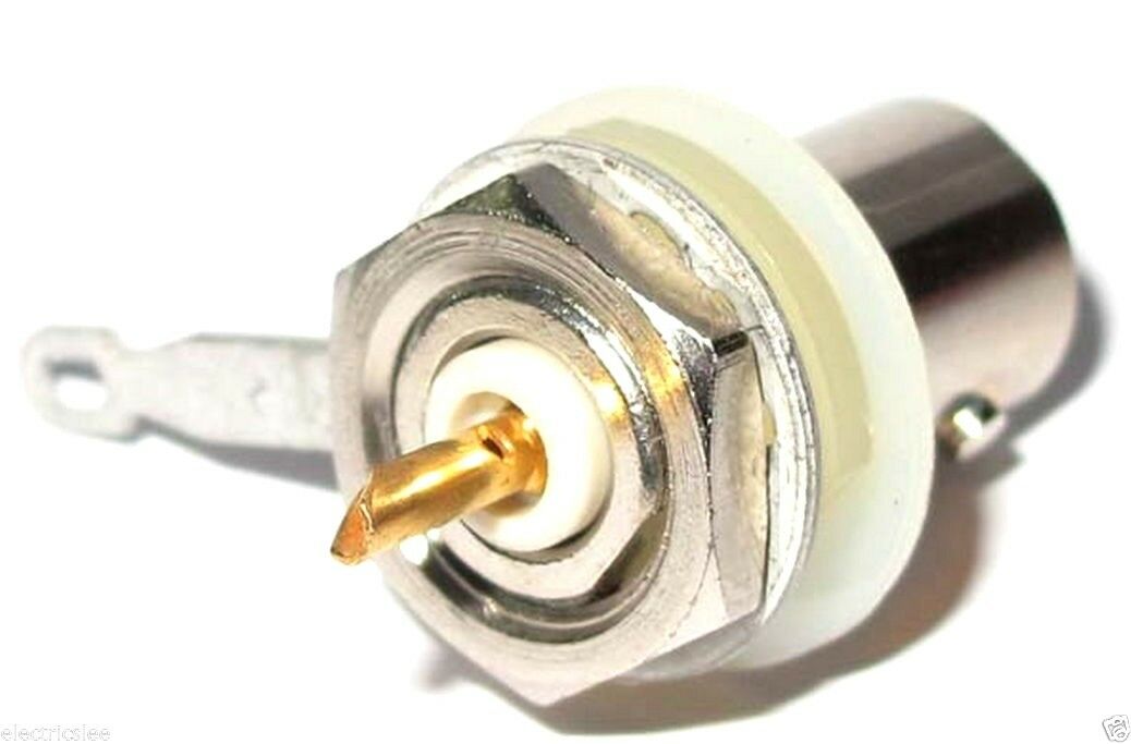 1pcs - AMP BNC Female Connector - 221953-1