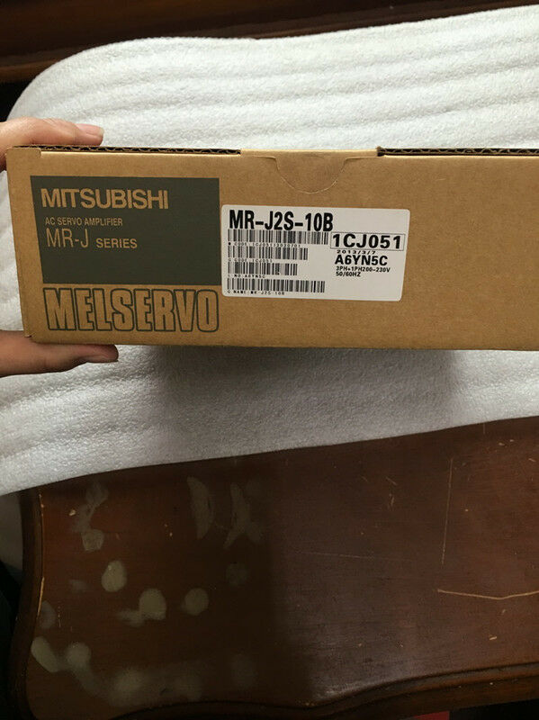 1PCS NEW MITSUBISHI MR-J2S-10B AC Servo Driver 100W