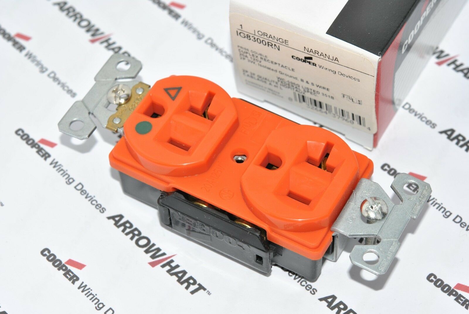 1pcs-COOPER WIRING IG8300RN Isolated Premium Hospital Duplex Receptacle 20A 125V