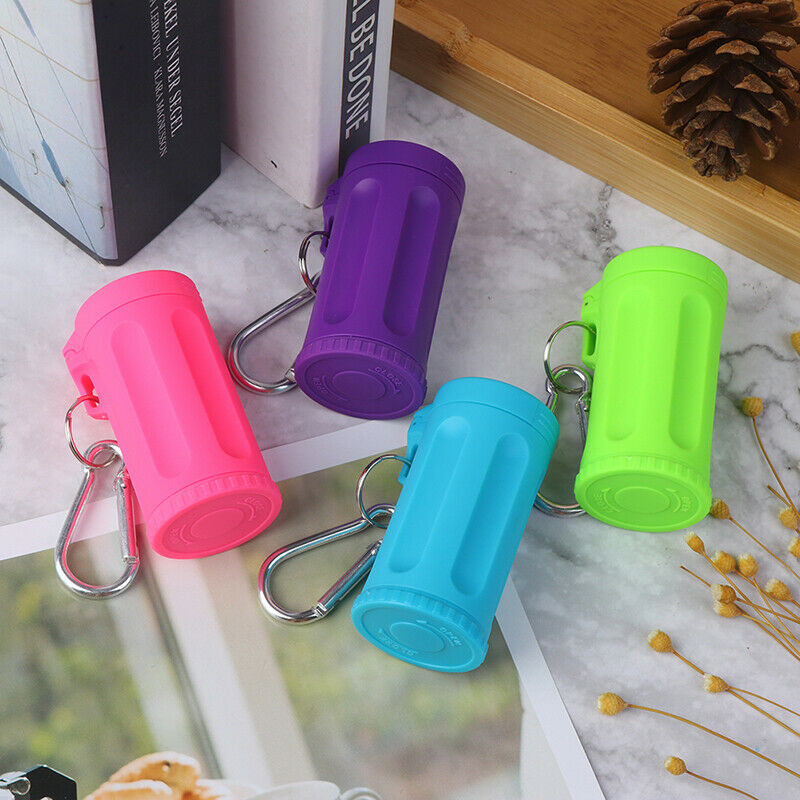 Universal Mini Ashtray 7 Holes Pocket Ashtray with Cover Key Chain Access.l8