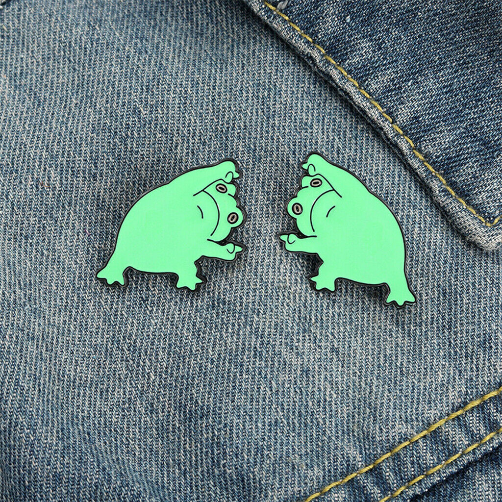 2pcs Cartoon Frog Enamel Pins Pin Badges for Clothing Hat Party Prom Daily