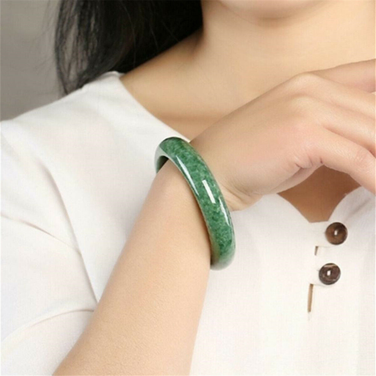 Ladies Chinese Beautiful Natural Green Jade Jadeite Gem Bangle Bracelet 60-62mm