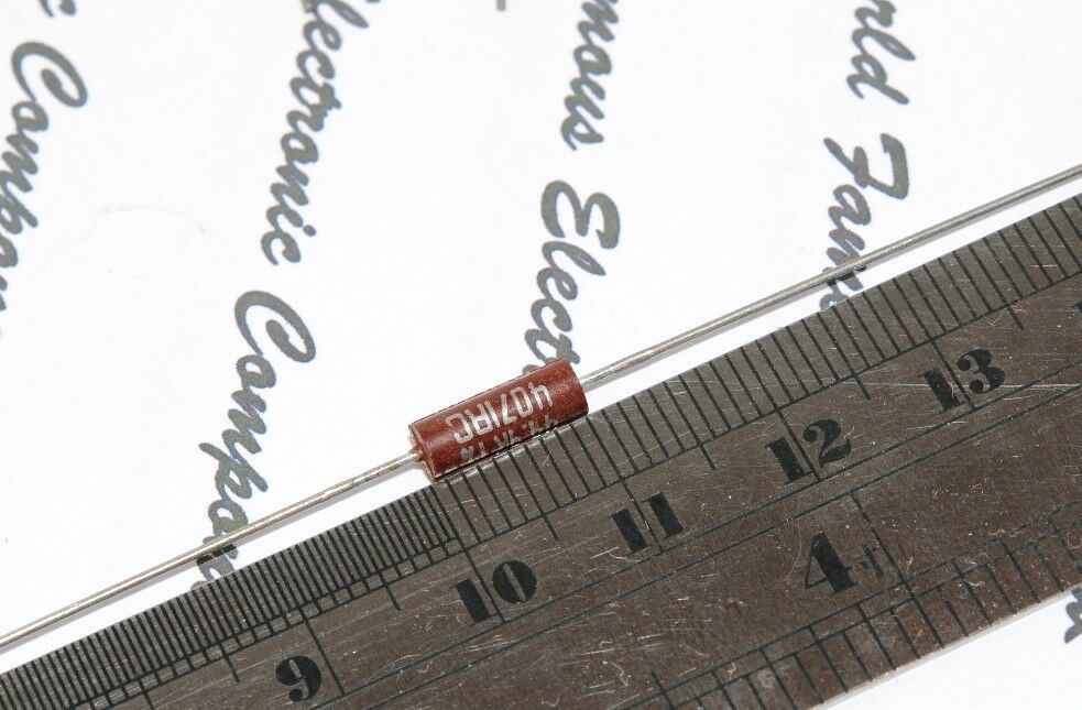 10pcs - IRC RN60D 825R (825 ohm) 0.5W (1/2W) 1% MIL Resistor