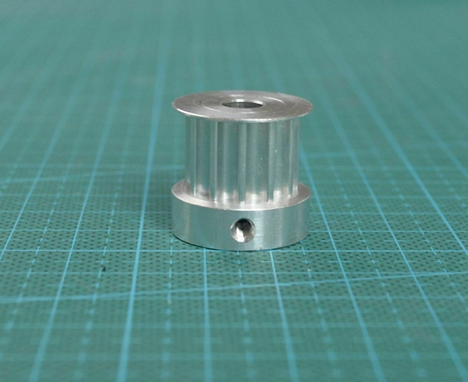 1 x Timing Pulleys with Grub Screws for GT2 Belt RepRap Prusa Mendel [M_M_S]