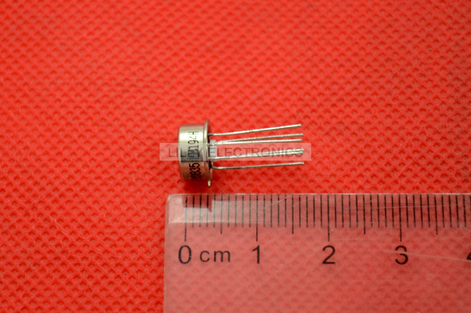 LM194H/883 20 mA 35 V 2 CHANNEL NPN Si SMALL SIGNAL TRANSISTOR TO-99 Package:CAN