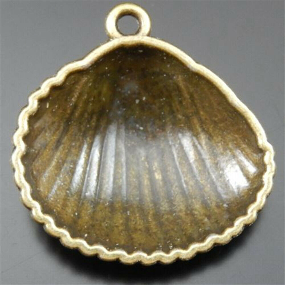 8 PCS Retro Bronze Fan Shell Bracelet Charm Scalop Alloy Pendant Jewelry 27*28mm