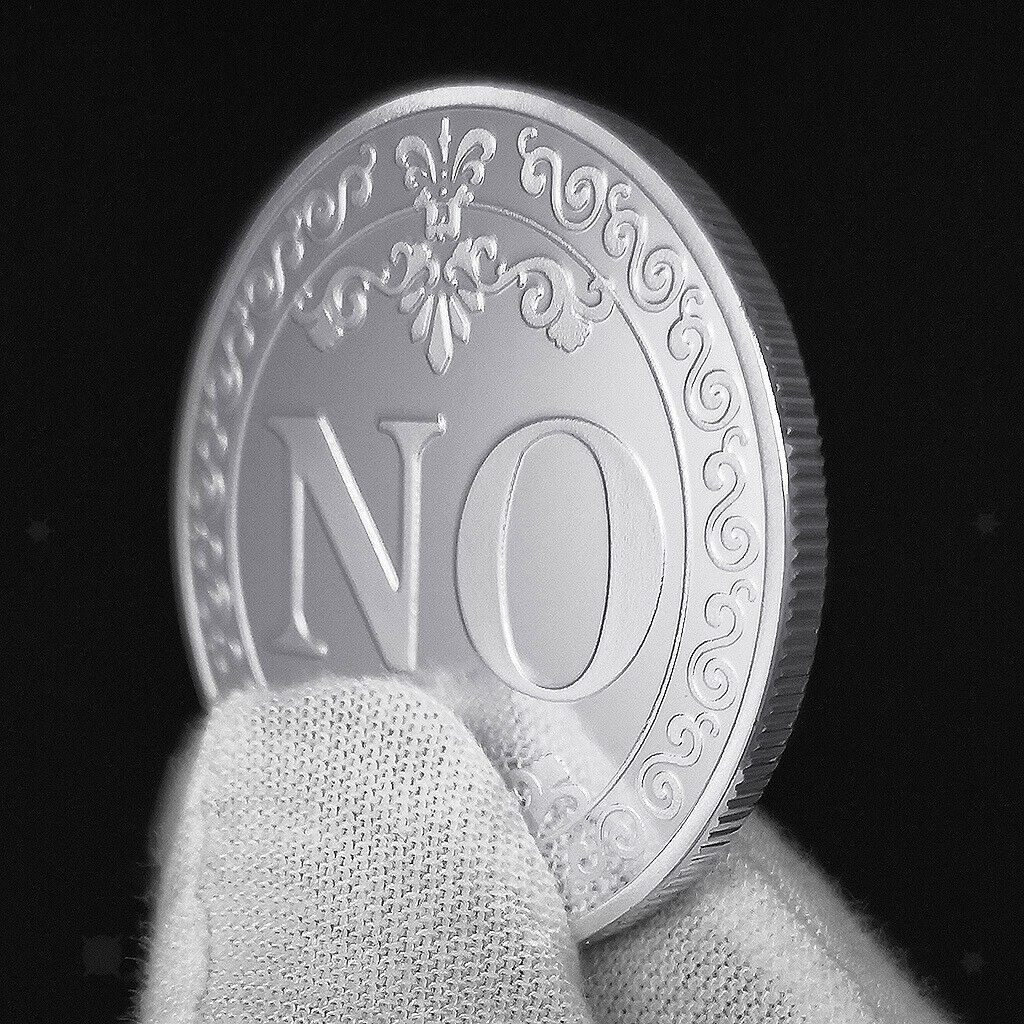 Collection of commemorative flower coins Arts gifts
