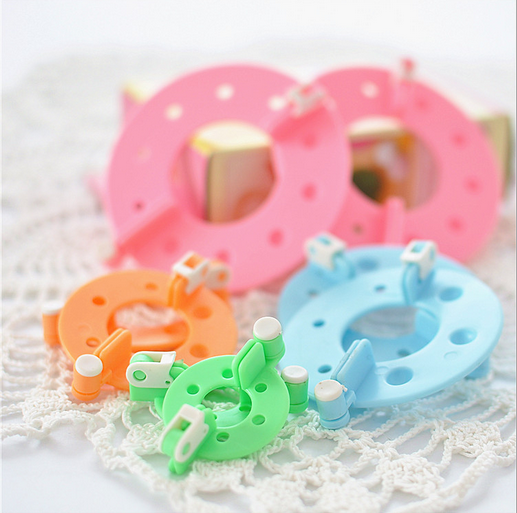 4 Size Plastic Pom Pom Maker Fluff Ball Weaver Needle Knitting Sewing Tools
