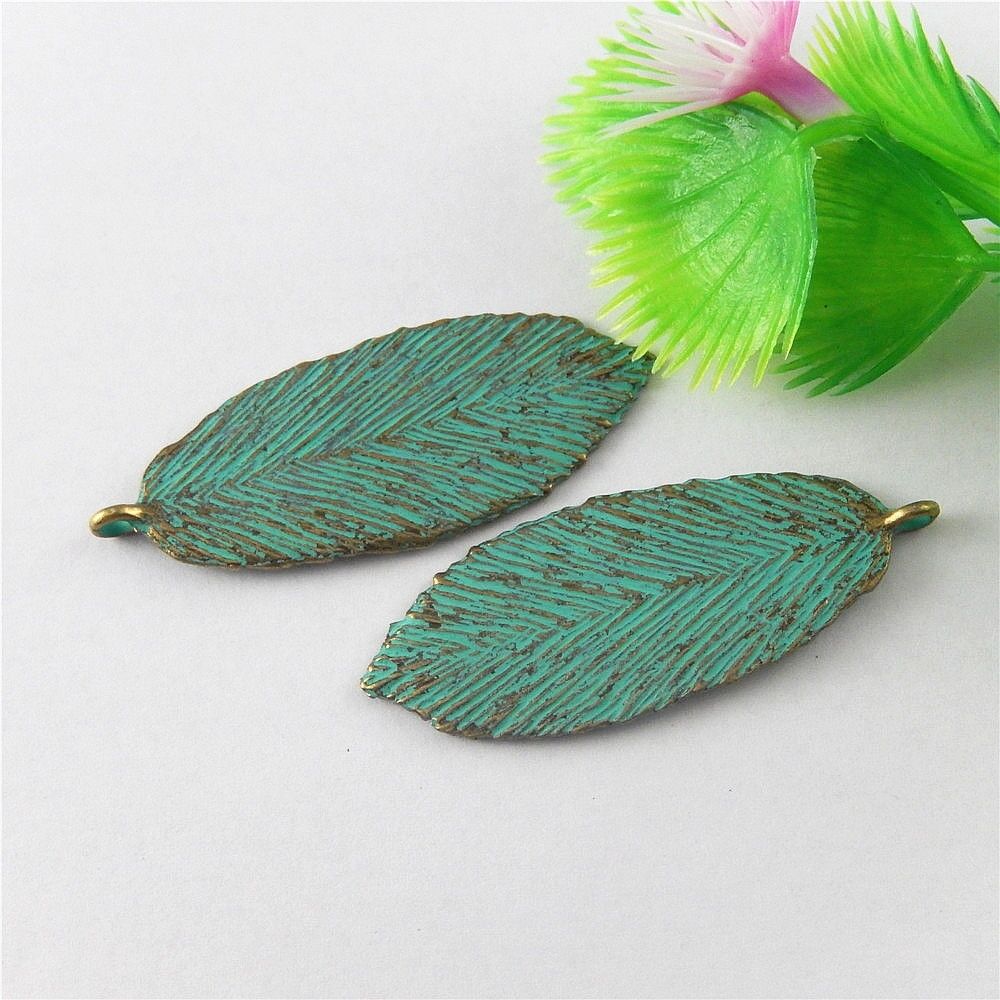 20pcs Antiqued Bronze Alloy Leaves Shape Pendant Charms Jewelry Accessory Crafts