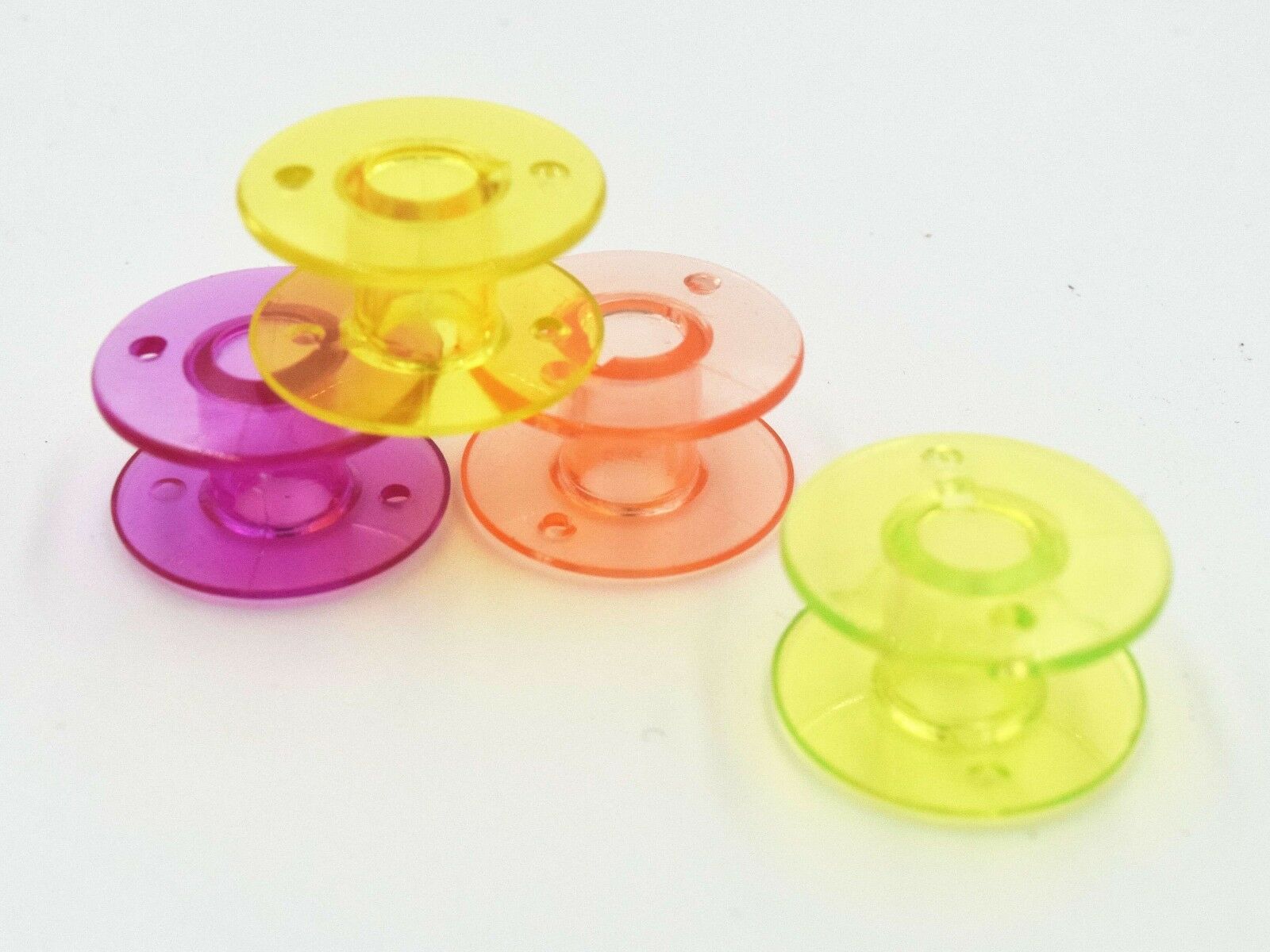 25 Empty Bobbins Sewing Machine Spools With Plastic Case Storage Box Supplies