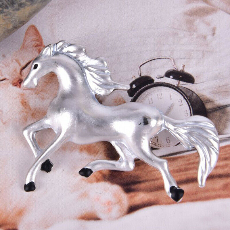 Fashion White Horse Brooch Pin Collar Decoraion Badge Corsage Jewelry WomenY1