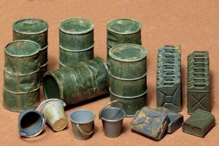 35026 Tamiya Jerry Cans 1/35th Plastic Kit Assembly Kit 1/35 Military