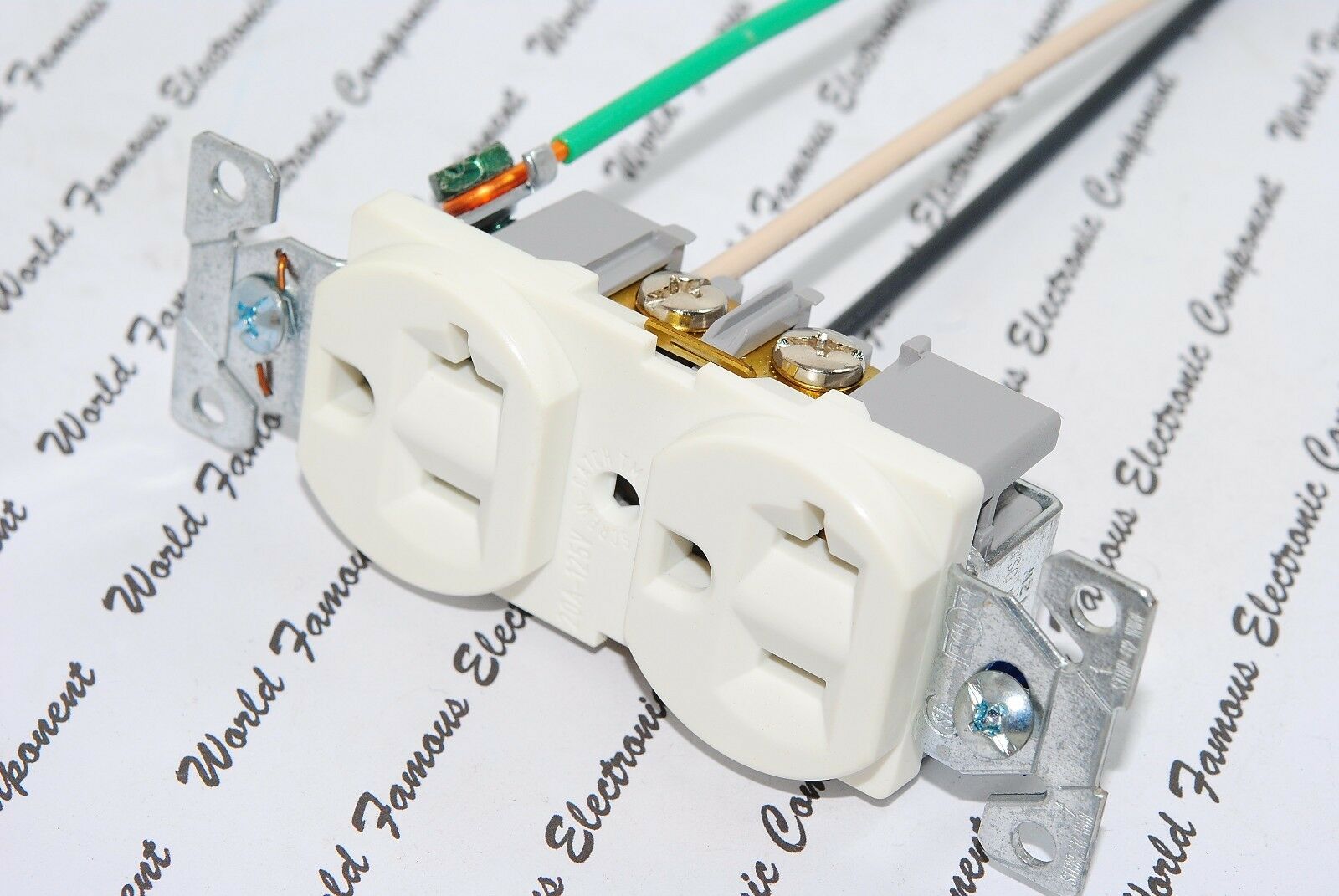 1pcs-COOPER BR20W-PTSOL 20A 125V Commercial Grade Duplex Receptacle 5-20R
