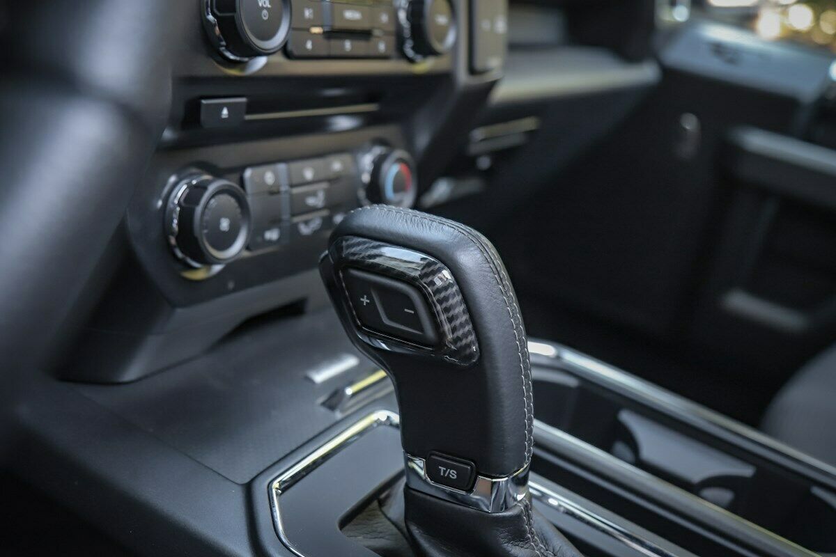 Carbon Fiber Gear Shift Knob Ring Trim Cover For Ford F150 2015+ AV CN