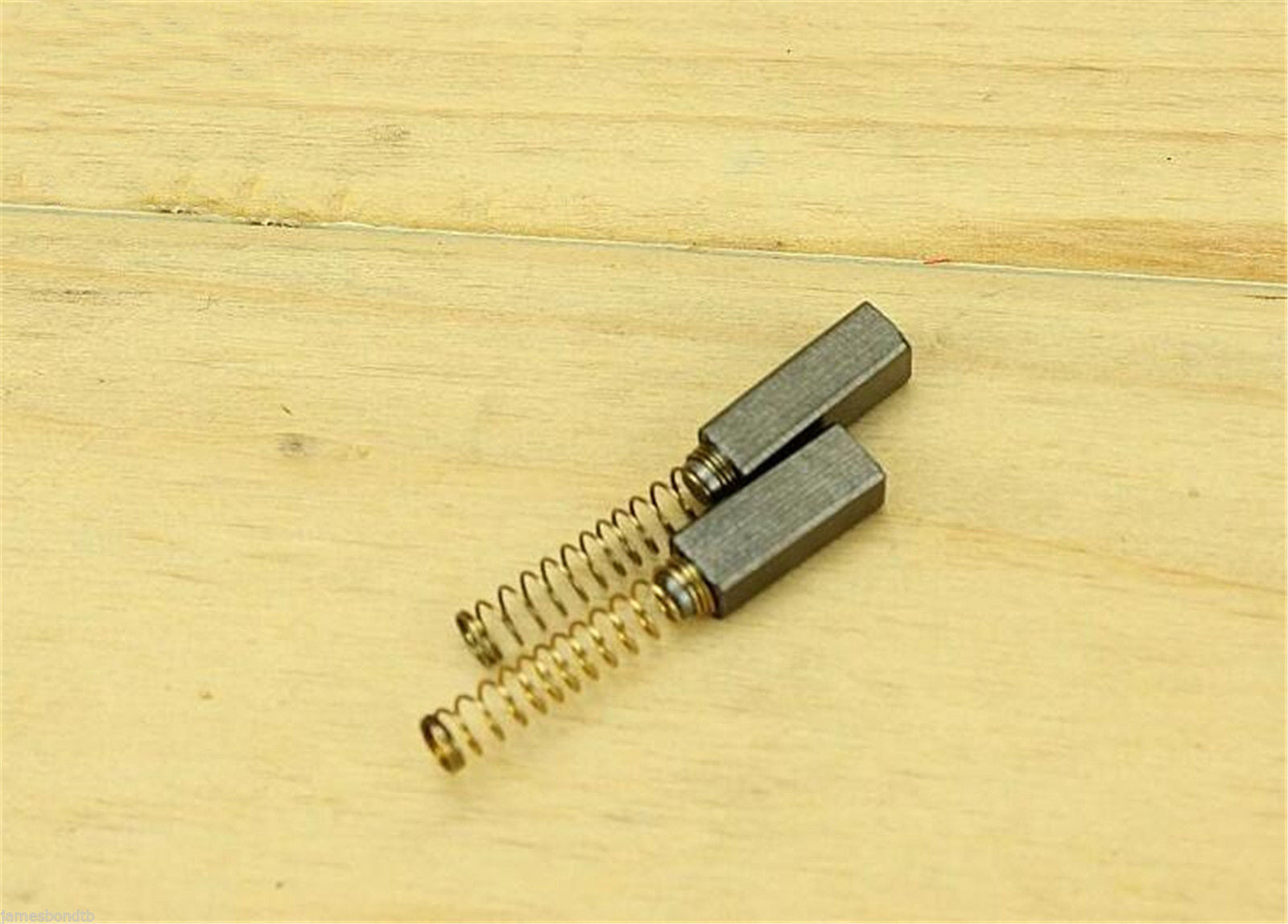 10pcs New Home Sewing Machine Carbon Motor Brush  180W 13mm x 4.5mm x 4mm