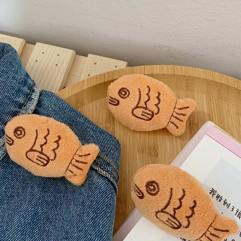 Cartoon cute snapper brooch plush small fish brooch backpack sweater cors.l8