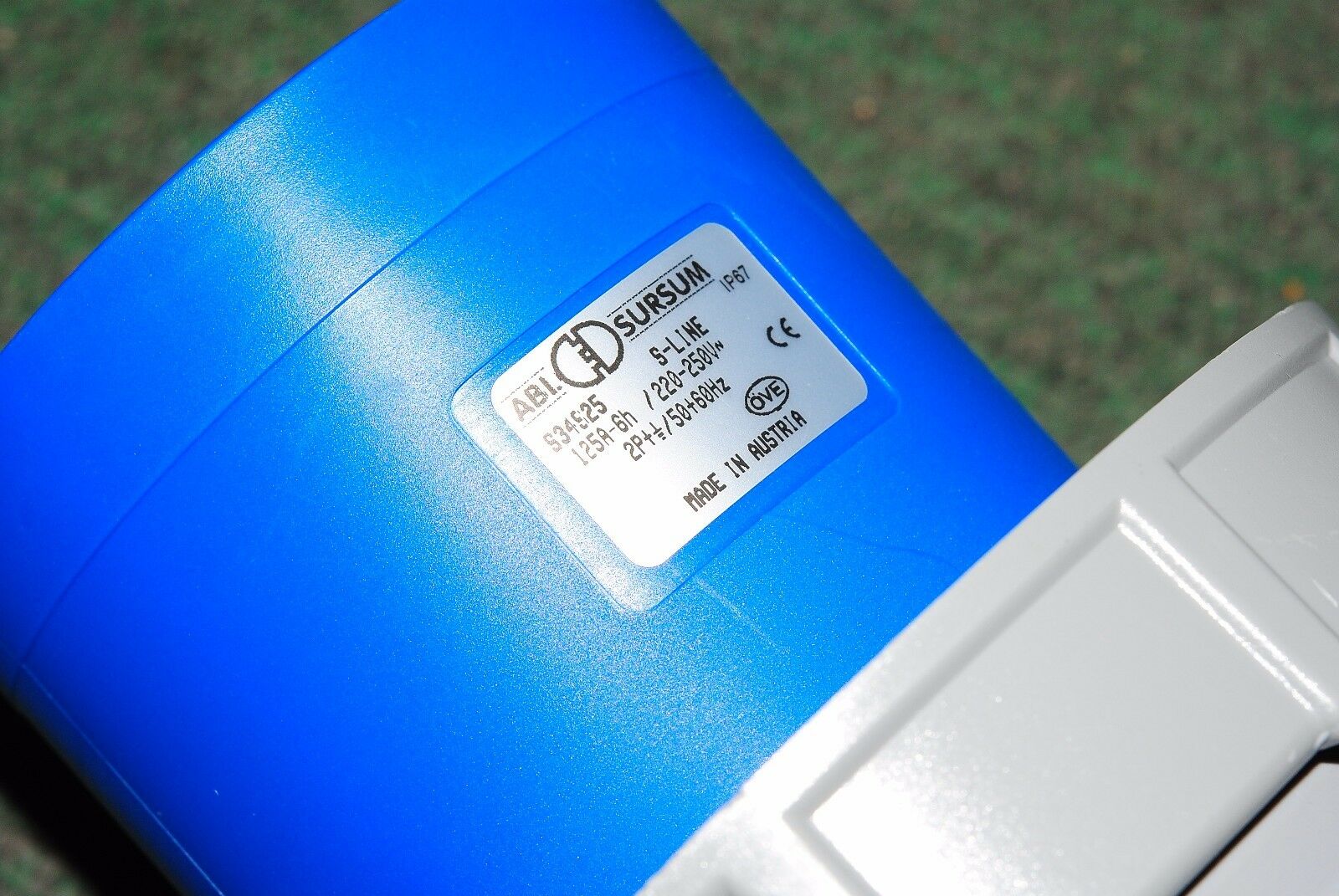 1pcs -ABL SURSUM S34S25 IP67 125A 220-250V~ 3Poles CEE Plug
