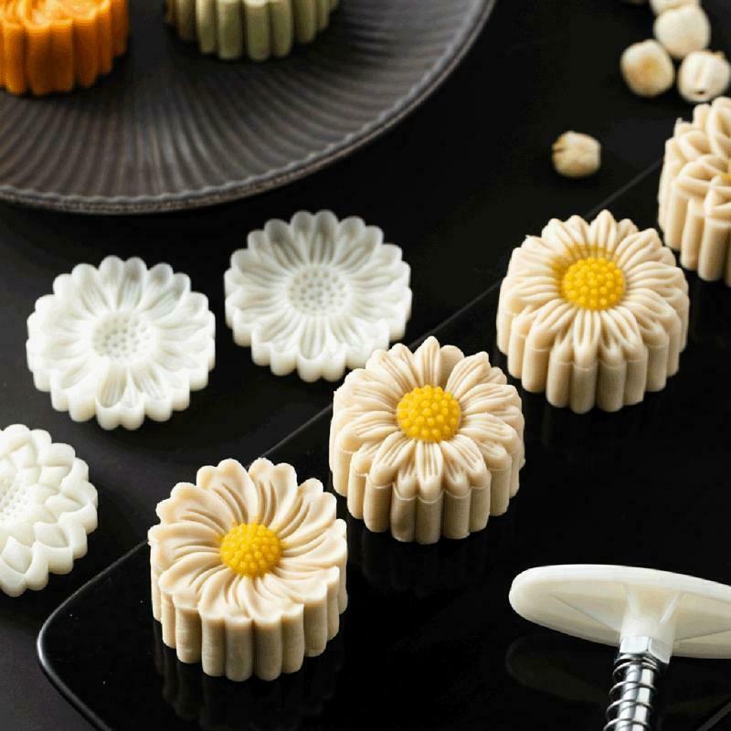 Baking Decorating Mooncake Mould Mid-Autumn Daisy Hand-Pressure Traditional