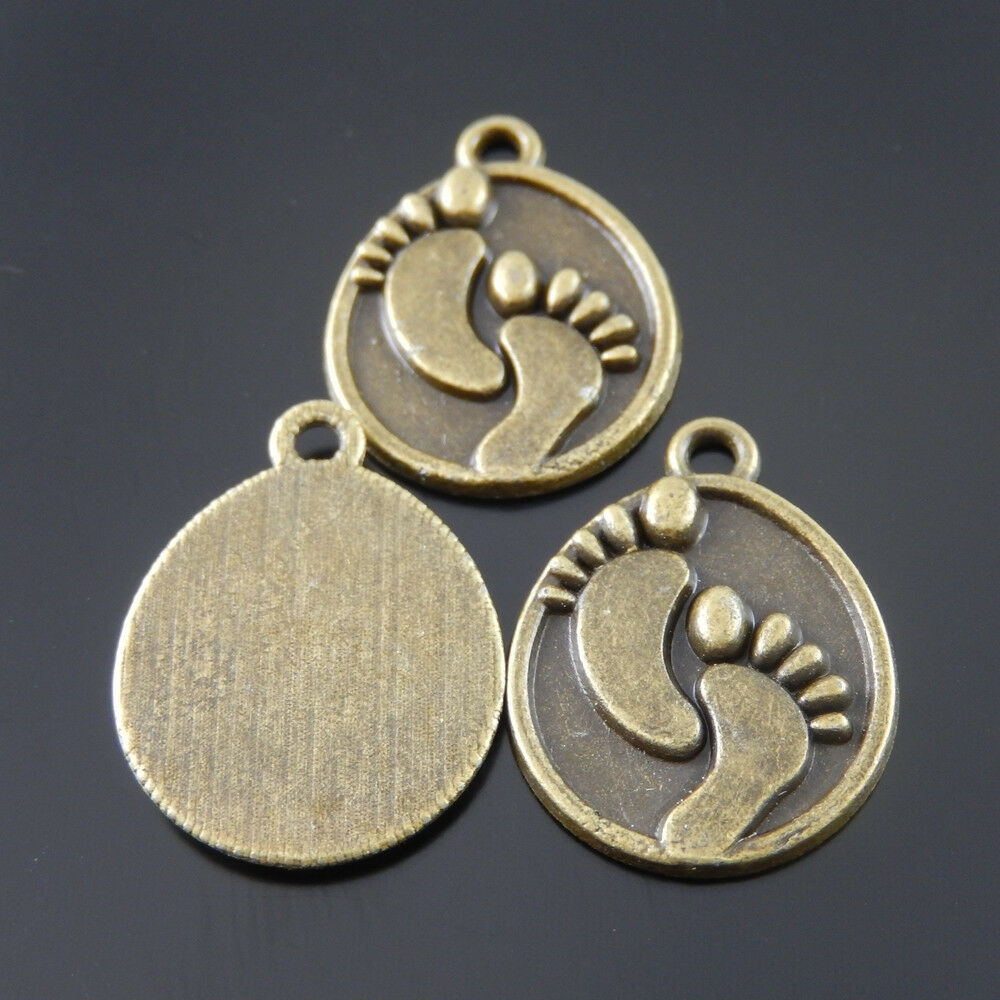 40 pcs Antiqued Bronze Alloy Oval Footprint Charms Necklace Pendants 19x17x2 mm