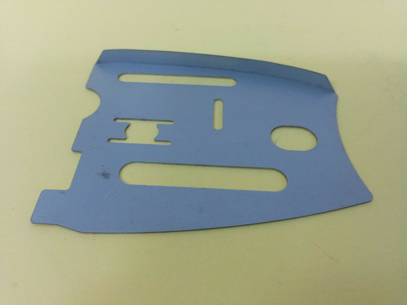 Guide Bar Plate for JONSERED 625, 630 SUPER, 670 CHAMP, 2077, 2083 [#501814801]
