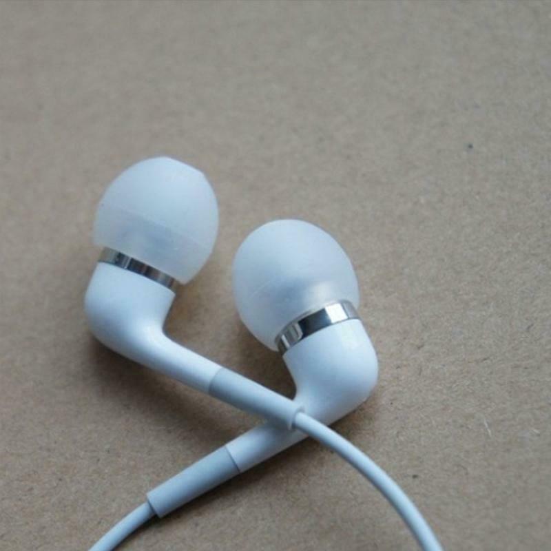 12 Pairs(S/M/L) Soft Silicone Replacement Eartips Earbuds For Earphone Headphone