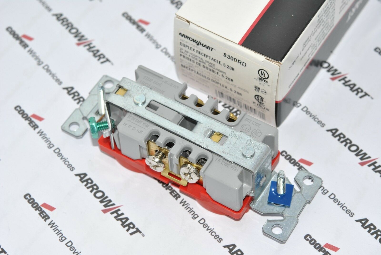 1pcs-COOPER 8300RD 20A 125V Hosptial Grade Duplex Receptacle Outlet
