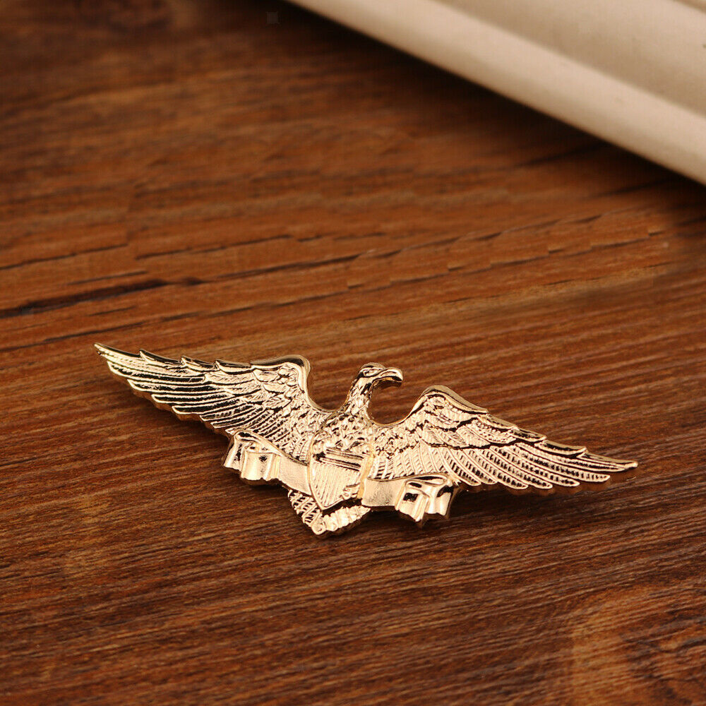 1×Brooch Pin Men's Elegant Fashion Golden Fierce Eagle Lapel Boutonniere Collar