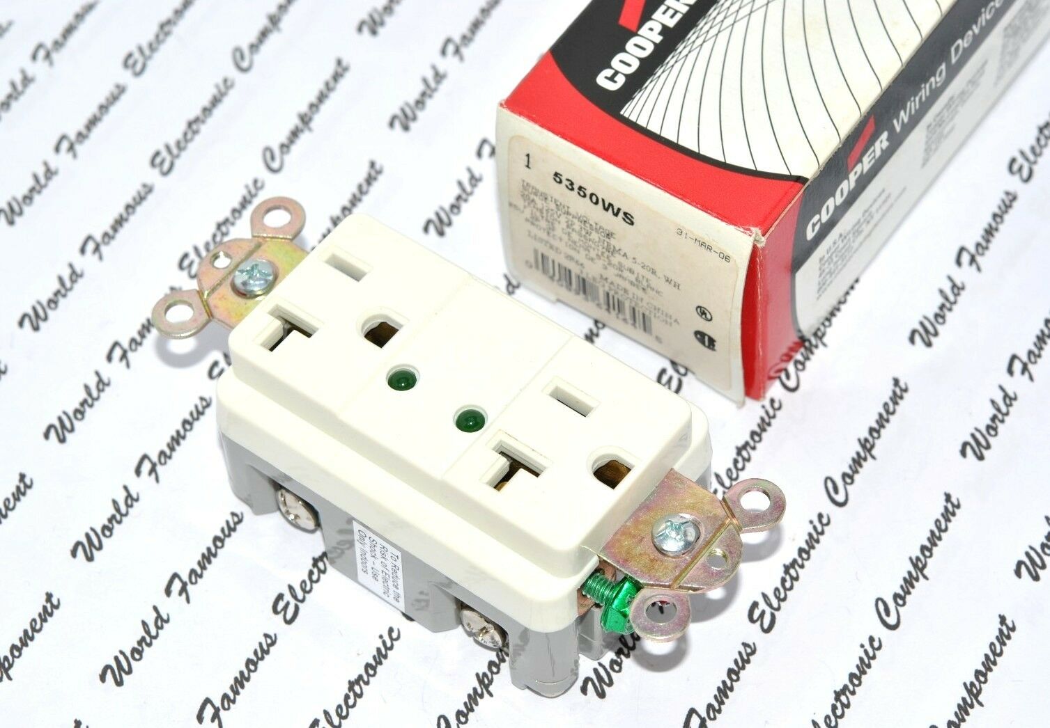 1pcs-COOPER 5350WS TVSS with LED Indicators Receptacle 20A-125V NEMA 5-20