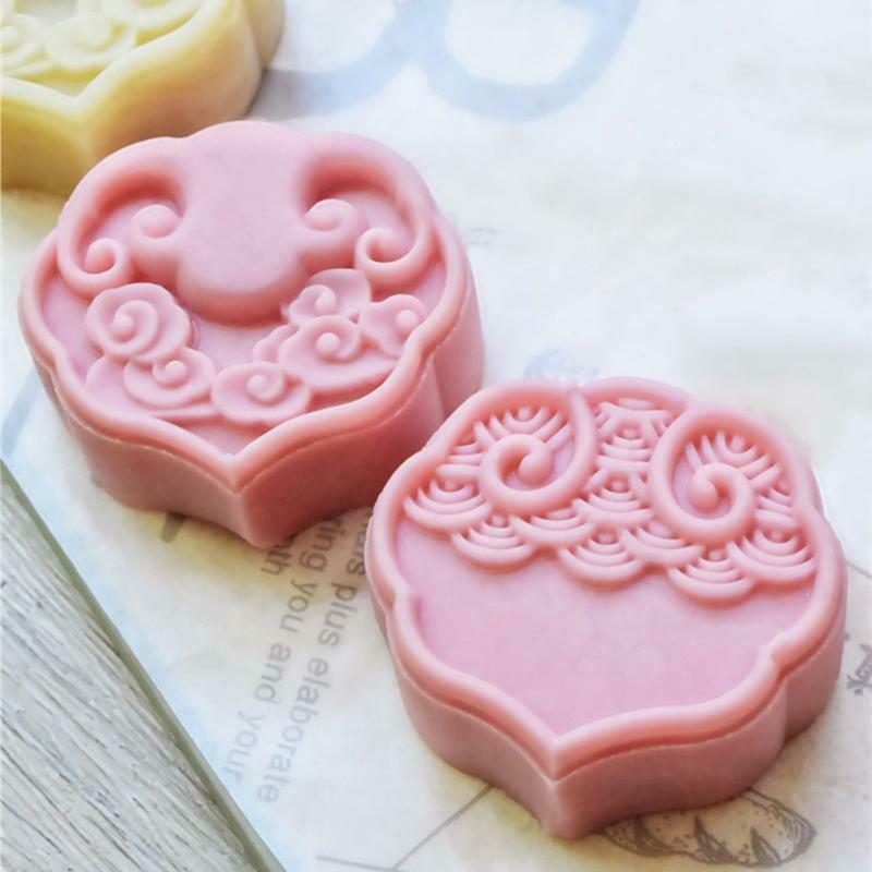 75g Hand-Pressure Moon Cake Mould Xiangyun Pattern Cake Moon Stamp Pastry Tool