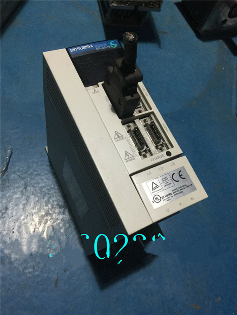 1PCS  Mitsubishi Servo Driver MR-J2S-100A Tested