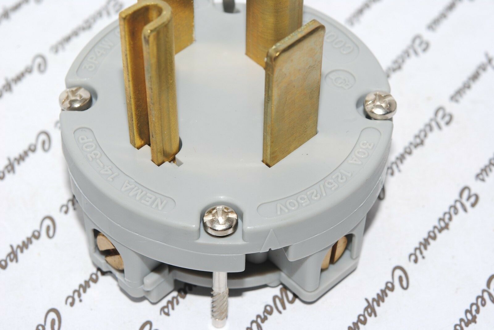 1pcs - COOPER 5732AN NEMA 14-30P 30A 125/250V 3P 4W GRD Plug