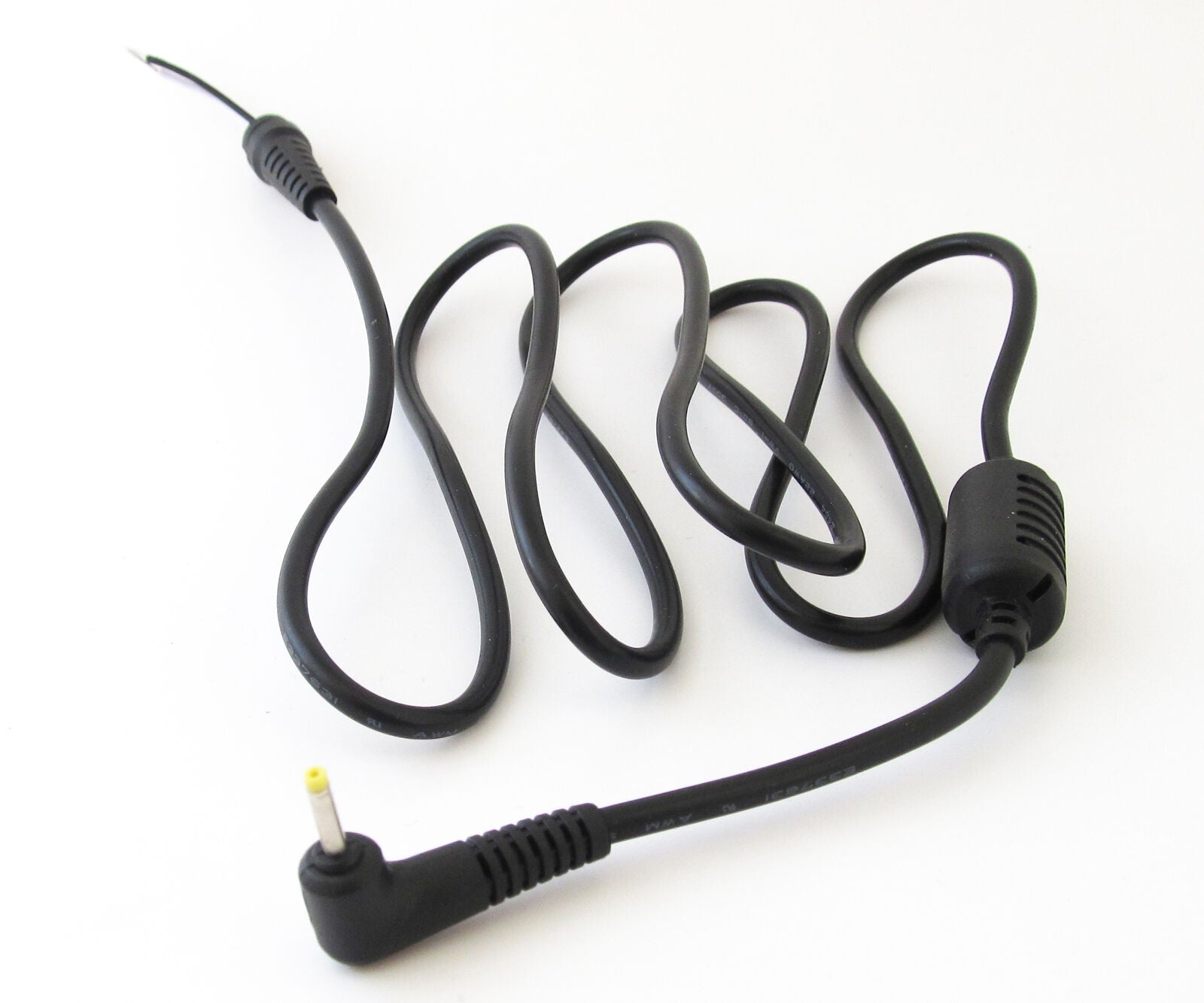 5x 1.2M/4ft 2.35mm x 0.7mm DC Power Plug Socket Connector Cord Cable w/Lock Ring