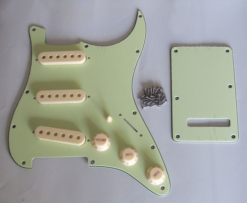 Strat SSS Pickguard Set Mint Green w/ Aged White Pickup Covers,Knobs,Switch Tip