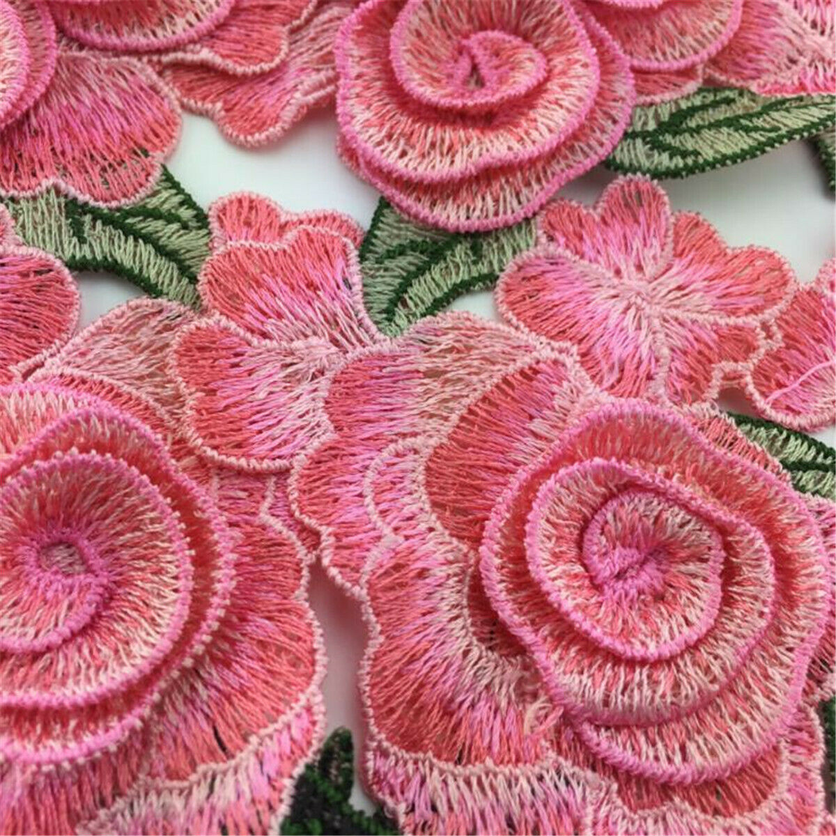 2 Pairs Rose Flower Embroidery Sew On Patch Cloth Floral Collar Garment Applique