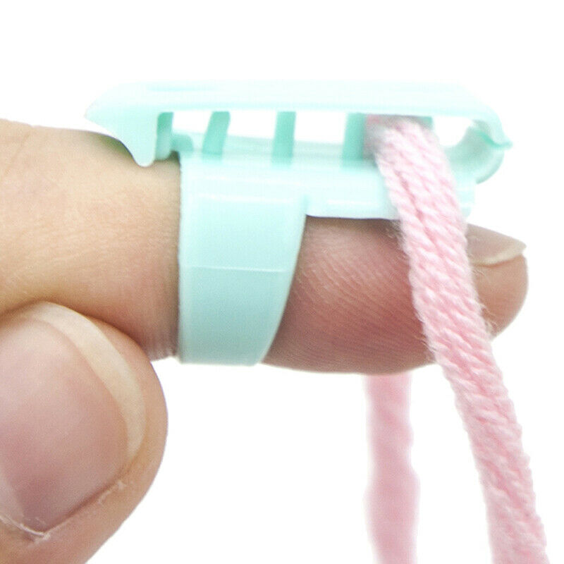 4Pcs Finger Splitter Sweater Wool Knitting Tool 4 Yarn Guide Thimble SewingB Lt