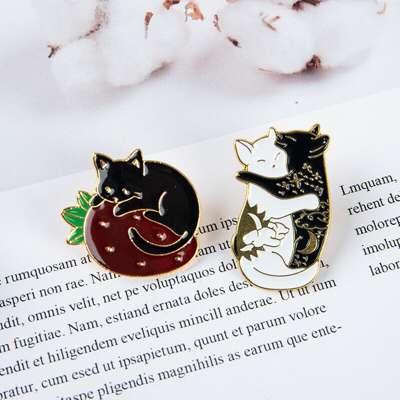 4Pcs Lovely Cat Enamel Pins Kitten Badge Brooch Bag Clothes Lapel Jewelry.l8